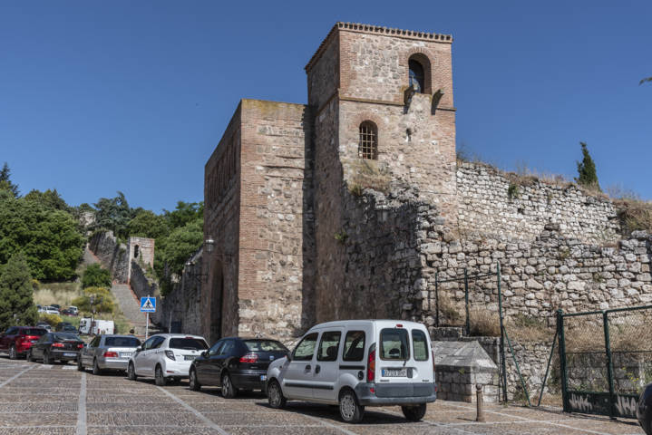 73 - Burgos - ciudad - Arco de San Esteban y murallas